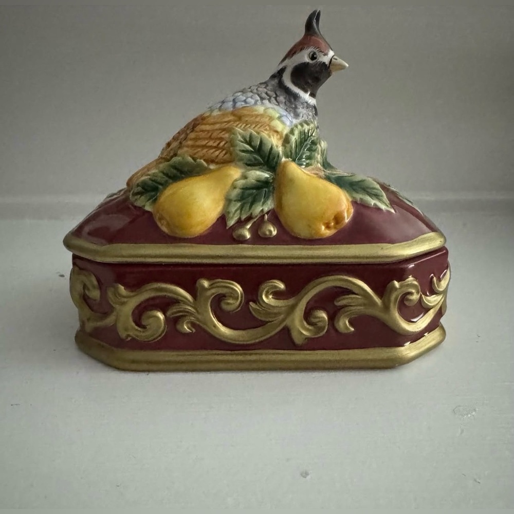 Fitz & Floyd vintage quail trinket box - hand painted ceramic keepsake - Picture 2 of 3